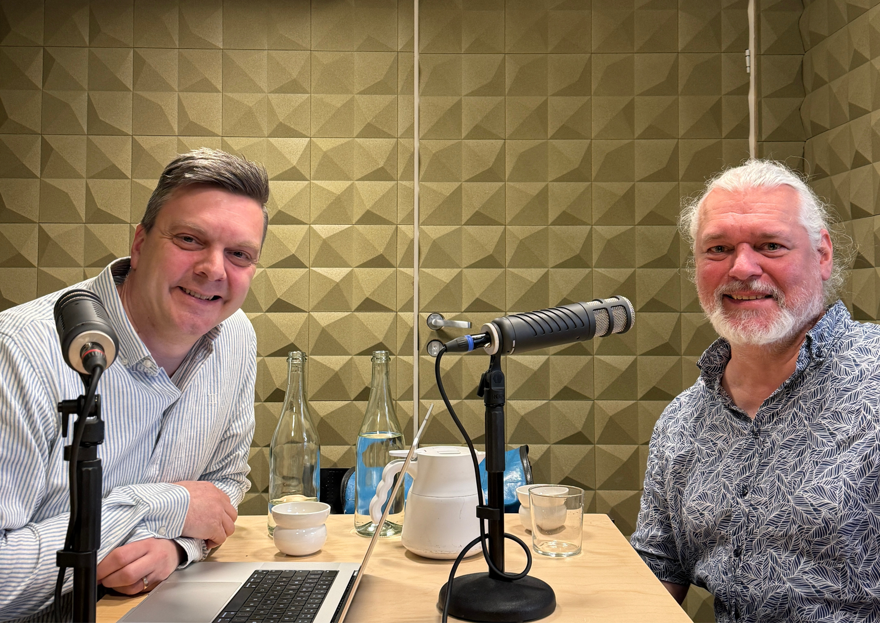 Evolution, Genetics, and the Future of Coffee – A Conversation with Professor Andreas Tribsch (#56)